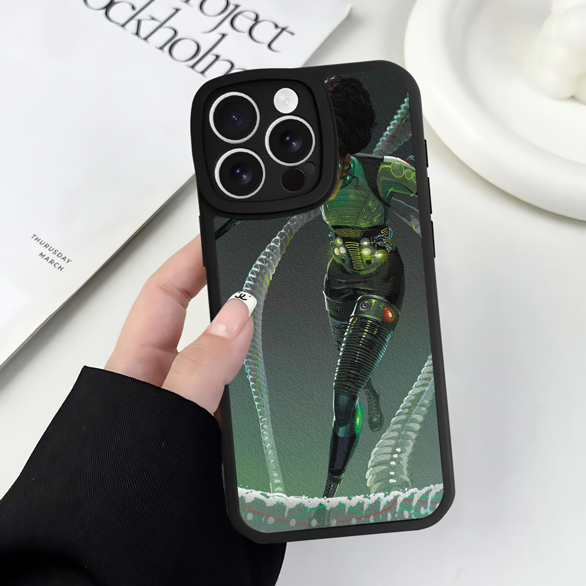 Spider Man スパイダーマン 【iPhone 16シリーズ対応】シリコンスマホケース（レザー調） 材質：シリコン